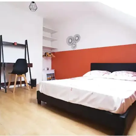 Cozy House For 8 People Near Lille Apartment *