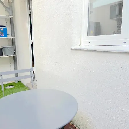 Διαμέρισμα Flandres Maison 4 2 Sdb Cour Exterieur *